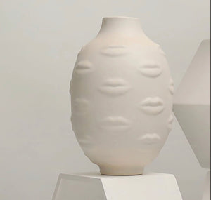 Kisses Ceramic Vase